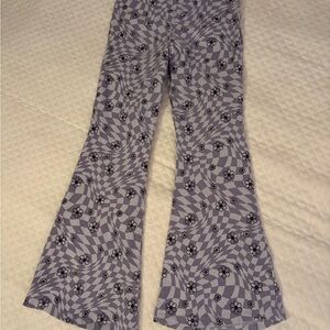 Kids Lavender Floral Wave Leggings